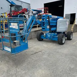 2013 Genie Z-45/25J IC Articulating Boom Lift