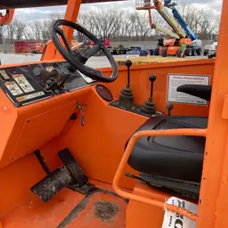 2015 SKYTRAK 8042 Forklift