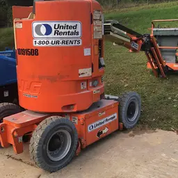 2013 JLG E300AJP Articulating Boom Lift