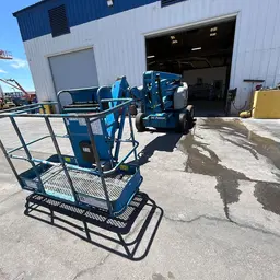 2015 Genie Z-45/25J DC Articulating Boom Lift