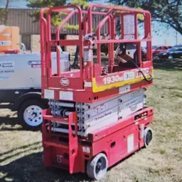 2018 MEC 1930SE Scissor Lift