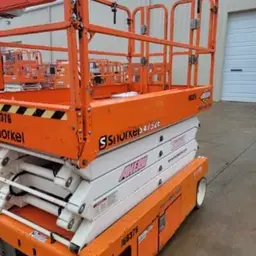 2016 Snorkel S4732E Scissor Lift
