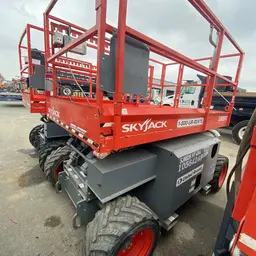 2017 Skyjack SJ6826RT Rough Terrain Scissor Lift