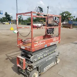 2014 Skyjack SJIII3219 Scissor Lift