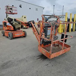 2015 JLG E400AJPN Articulating Boom Lift