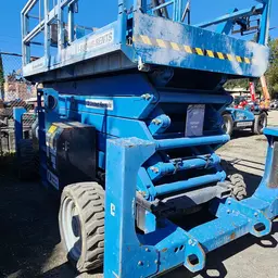 2015 Genie GS-5390 RT Rough Terrain Scissor Lift