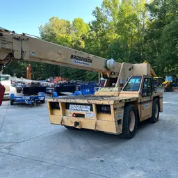 2013 Broderson IC-200-2H