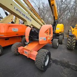 2014 JLG 450AJ Articulating Boom Lift