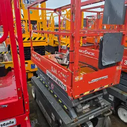 2016 Skyjack SJIII3219 Scissor Lift
