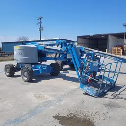 2013 Genie Z-45/25J IC Articulating Boom Lift