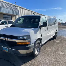 2017 CHEVROLET 3500EXTLTGRWD Vehicle