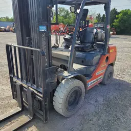 2018 Toyota 8FGU30 Warehouse Forklift