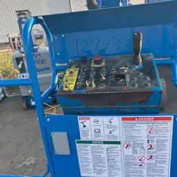 2014 Genie Z-34/22N Articulating Boom Lift