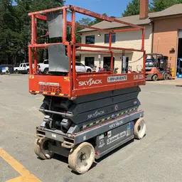 2015 Skyjack SJIII3226 Scissor Lift