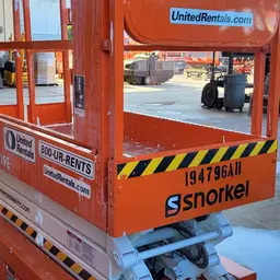 2017 Snorkel S3219E Scissor Lift