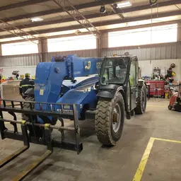 2015 Genie GTH-844 Forklift