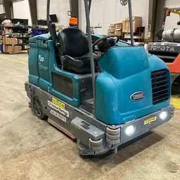 2017 Tennant T-20 Scrubber