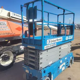 2017 Genie GS-3232 Scissor Lift