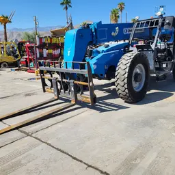 2015 Genie GTH-844 Forklift