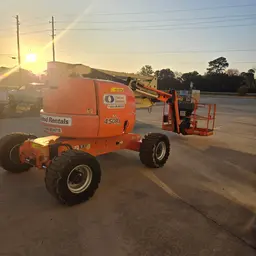 2013 JLG 450AJ Articulating Boom Lift