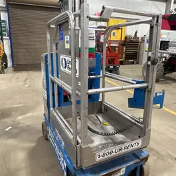 2016 Genie GR-20 Self-Propelled One-Person Lift