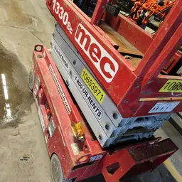 2017 MEC 1330SE Scissor Lift