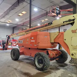 2014 JLG 800AJ Articulating Boom Lift
