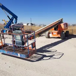 2014 JLG 800S Boom Lift