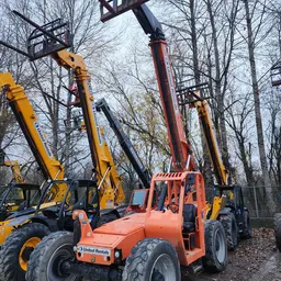 2016 SKYTRAK 8042 Forklift