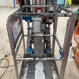 2018 Genie AWP-40SDC Pusharound Lift