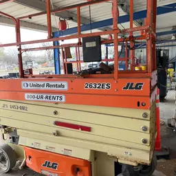 2017 JLG 2632ES Scissor Lift