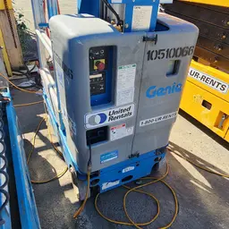2016 Genie GR-12 Self-Propelled One-Person Lift