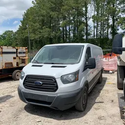 2015 Ford T350XLGRWD Vehicle