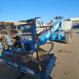 2015 Genie S-60X Boom Lift
