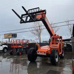 2015 SKYTRAK 6042 Forklift
