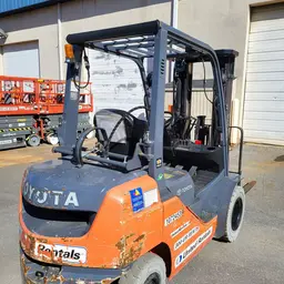 2018 Toyota 8FGU25 Warehouse Forklift