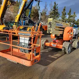 2014 JLG 450AJ Articulating Boom Lift
