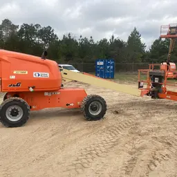 2017 JLG 400S Boom Lift