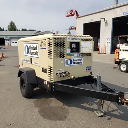 2019 Doosan P425/HP375EXT4I Air Compressor