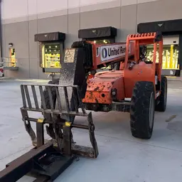 2016 SKYTRAK 6042 Forklift