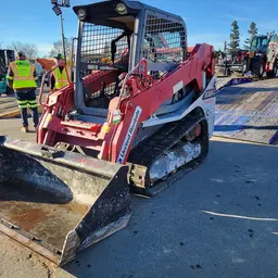 2017 Takeuchi TL10V2-R Track Loader