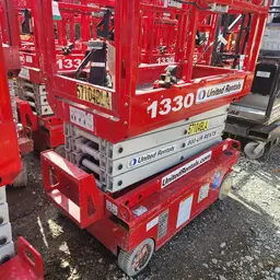 2018 MEC 1330SE Scissor Lift
