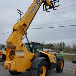 2015 JCB 507-42 Forklift