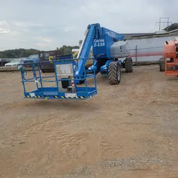 2013 Genie Z-135/70 Articulating Boom Lift