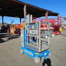2017 Genie GR-20 Self-Propelled One-Person Lift