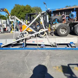 2017 EME 6600R-15 Crane