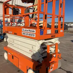 2016 Snorkel S4732E Scissor Lift