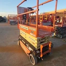 2017 JLG 1932R Scissor Lift