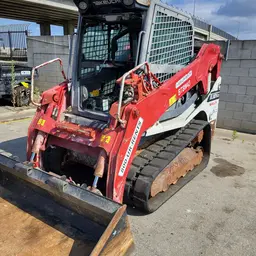 2017 Takeuchi TL10V2-CR Track Loader