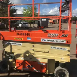 2016 JLG 2632ES Scissor Lift